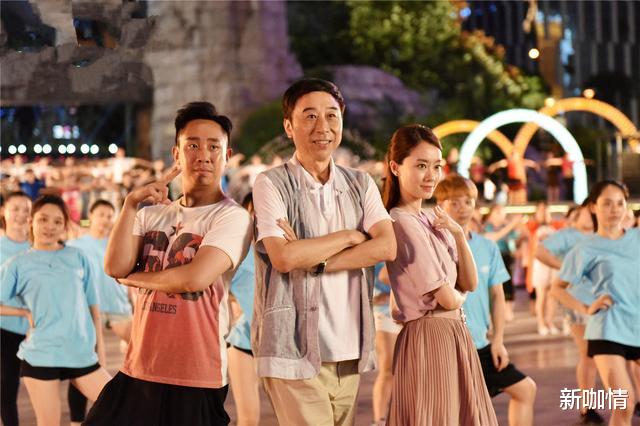 新咖情 张小斐签约和颂传媒，真正大气的是贾玲，打脸了不少家族喜剧企业