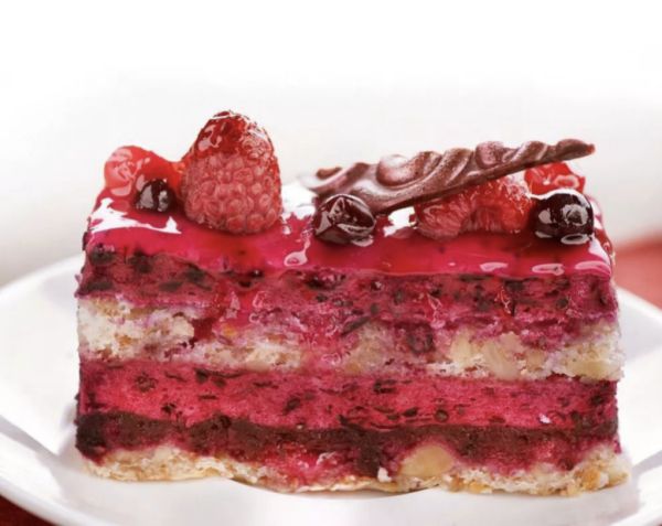 小肖健康科普|医生：平时常吃“2物”，或是自毁血管，想要血管好，平时可以多做2件事，或能有效降低血脂