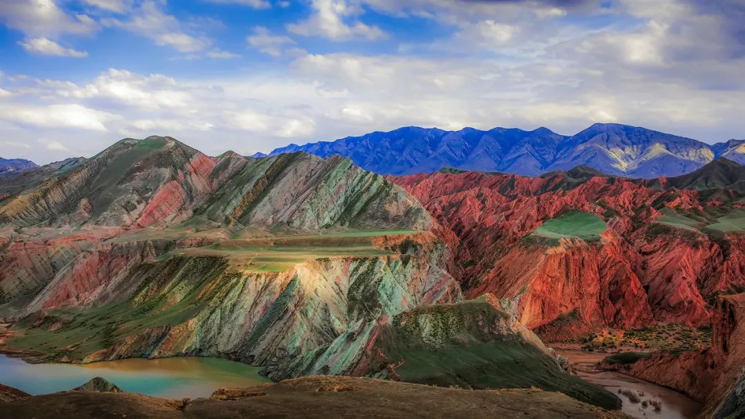 乌鲁木齐 距乌鲁木齐1h，新发现一条荒废半个世纪的绝美天路，虐过独库，美过318！