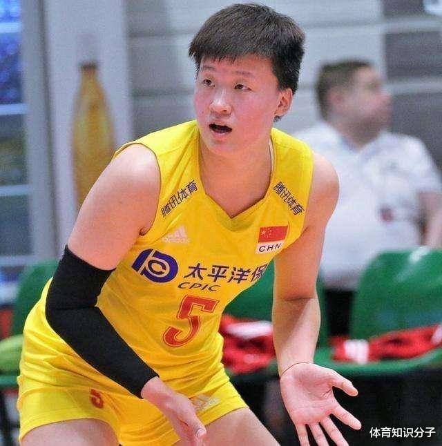 胡铭媛|13扣3中完全哑火！女排快刀手关键时刻掉链子，重返国家队有困难