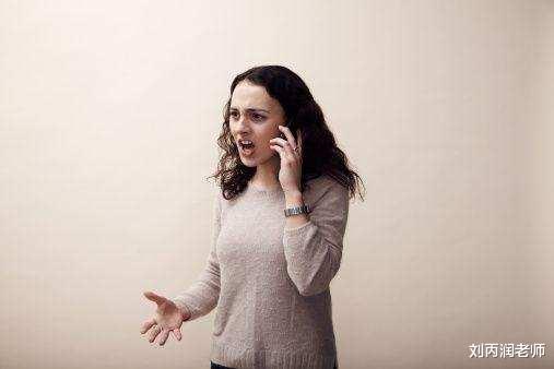 何同学|职场中,领导总是安排自己额外的任务?用这三招巧妙拒绝