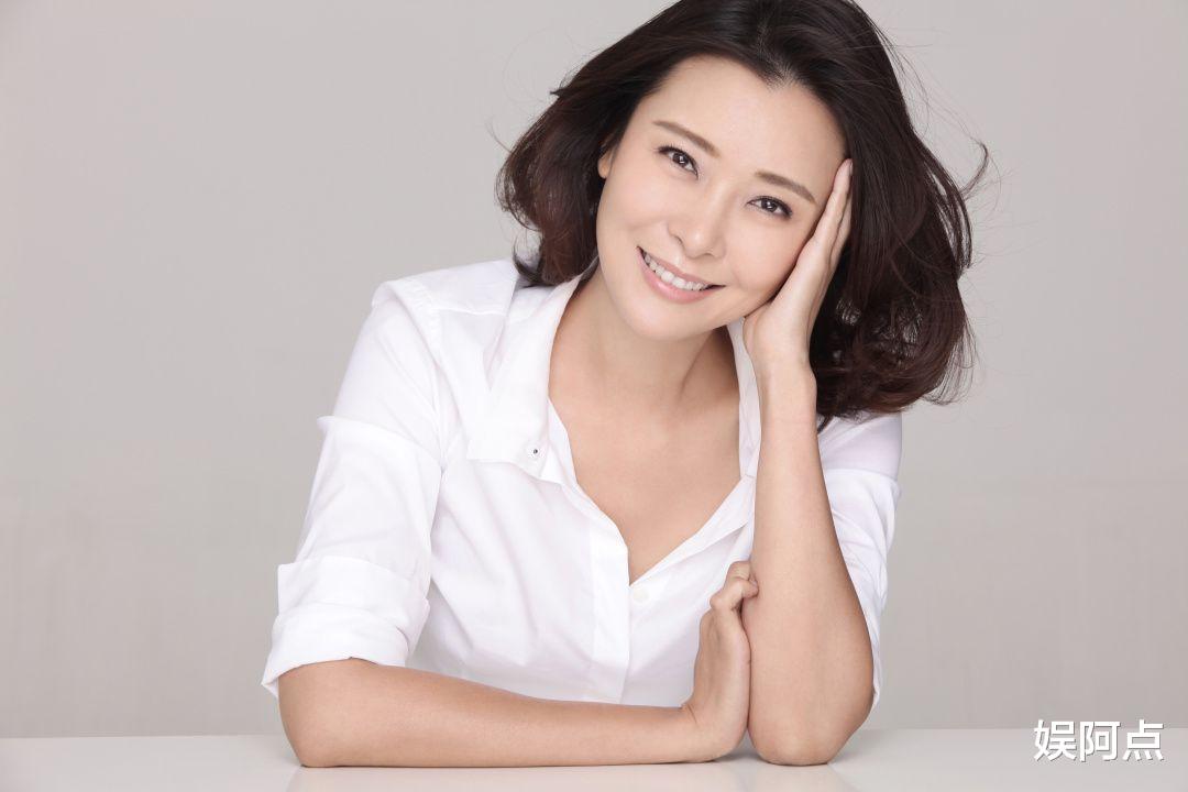 李亚鹏|“猎艳高手”李亚鹏，越老越吃香，他凭什么？