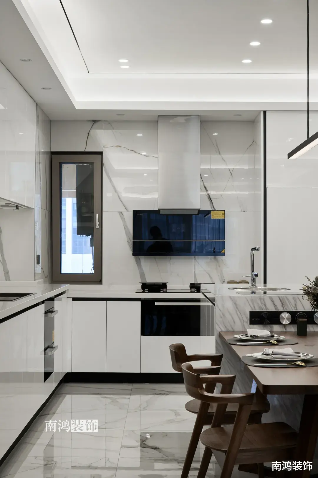 百搭厨房配色方案，你还只会“黑白配”吗？