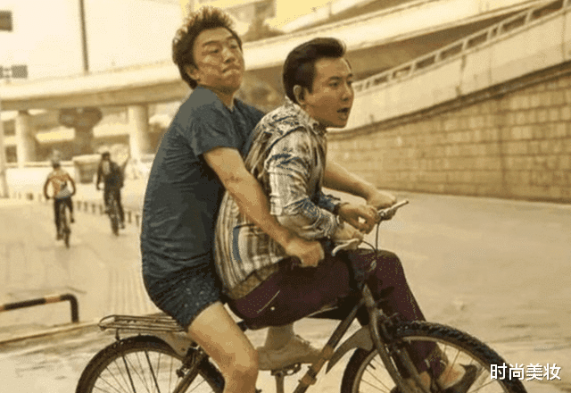 郑多燕|男性“晨起”的3个行为,比喝酒还伤身,别不当回事,1运动来助攻