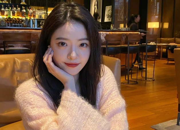 王文也|“华谊千金”王文也,为男星手撕闺蜜欧阳娜娜,现如今入圈当导演