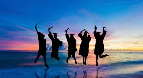 周禄宝 周禄宝：饭桌上公然擤鼻涕的人，是否想过别人的感受？