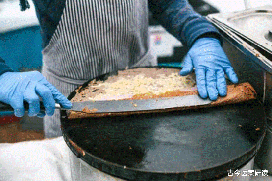 医生|丈夫腰椎不好仍要坚持，医生：别让你的“欲望”害了你，小心骨骼“碎掉渣”！