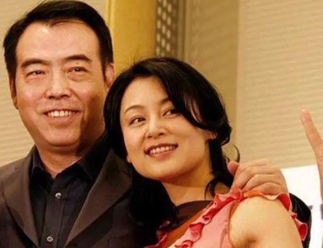 倪萍|央视一姐的卑微情史：和陈凯歌同居5年没结婚，46岁却迎3婚