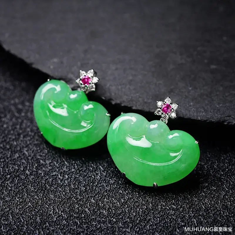 冰种翡翠|惊蛰，惊动百花争艳，且看翡翠缤纷的美。