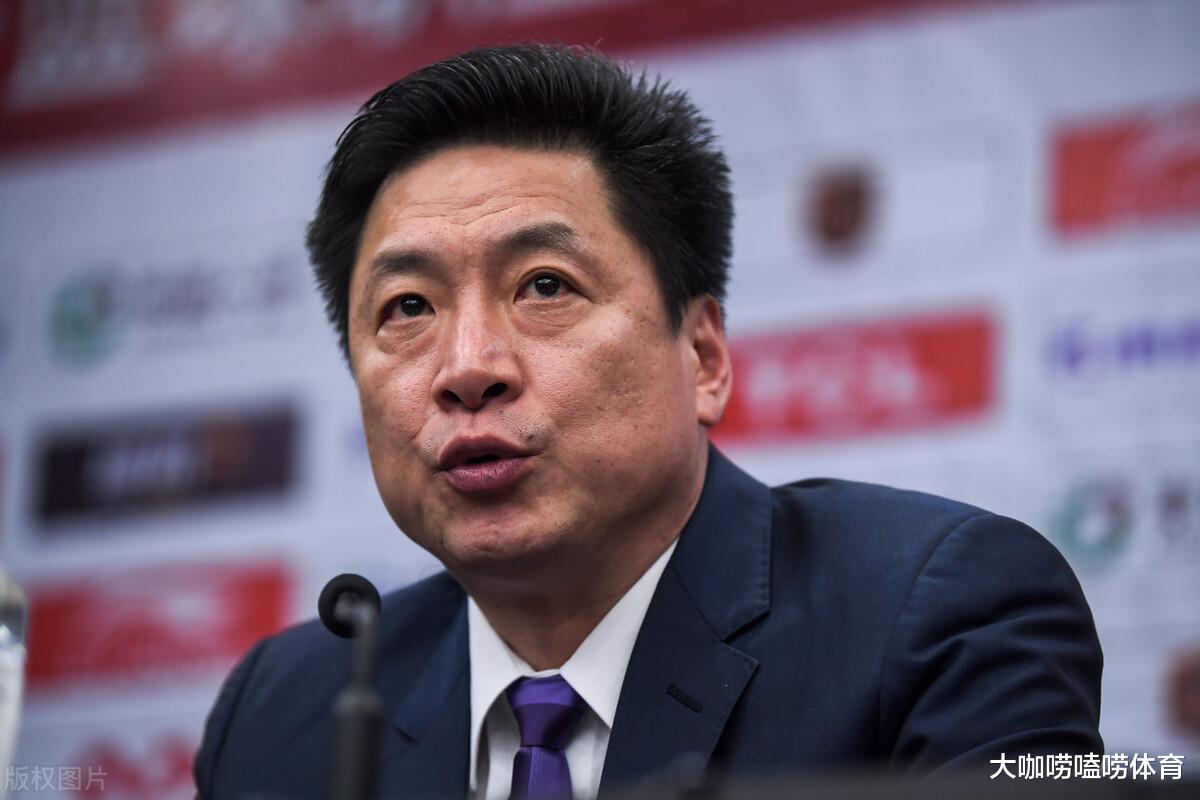 上海男籃|李春江痛下狠手！曝上海男籃裁掉當(dāng)紅國手，剛剛?cè)脒x國家隊(duì)