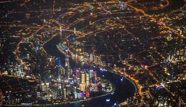 喵喵说漫 人性贪婪还是失去理智?上海的发展成果,岂能成部分拆迁户的私产