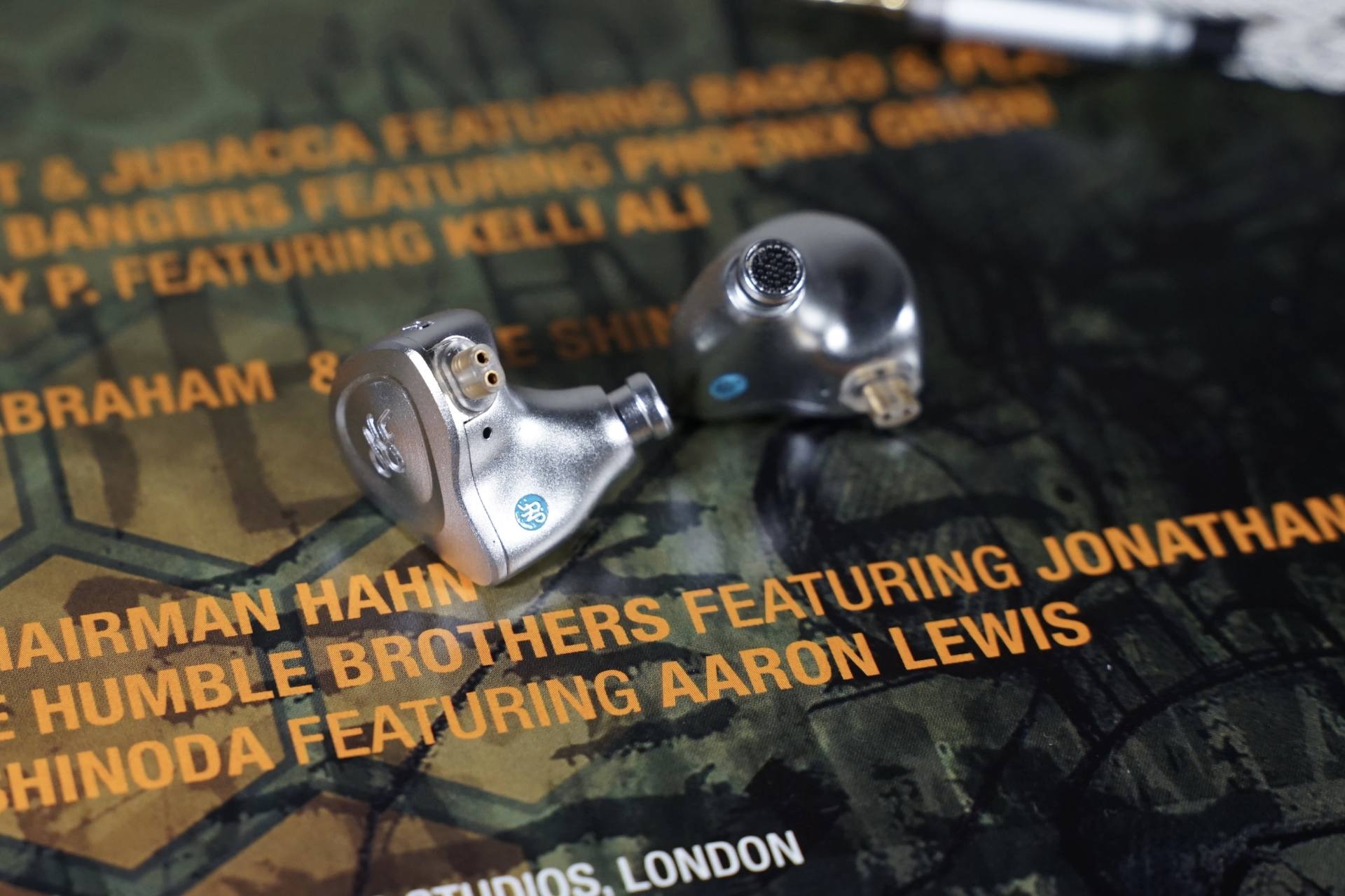 耳机|重归发烧之路,浅谈宁梵声学NF Audio NA2+和NM2+入耳式耳机