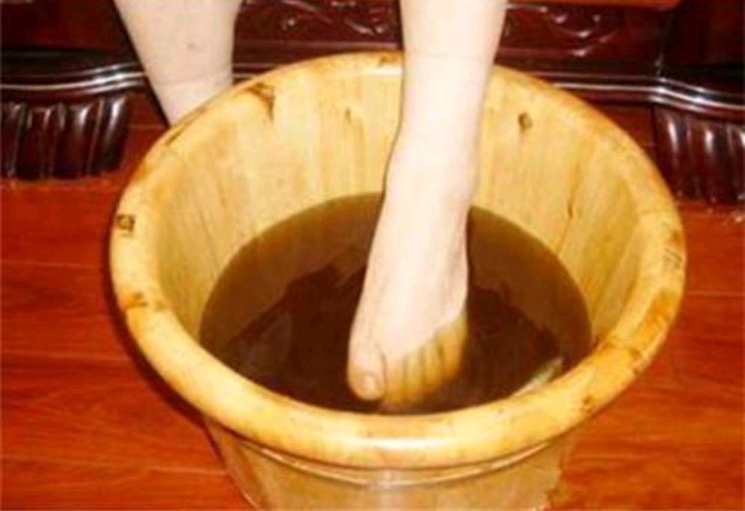 健康无价 在寒冷的天气，多用热水泡脚，到底是不是养生？答案来了