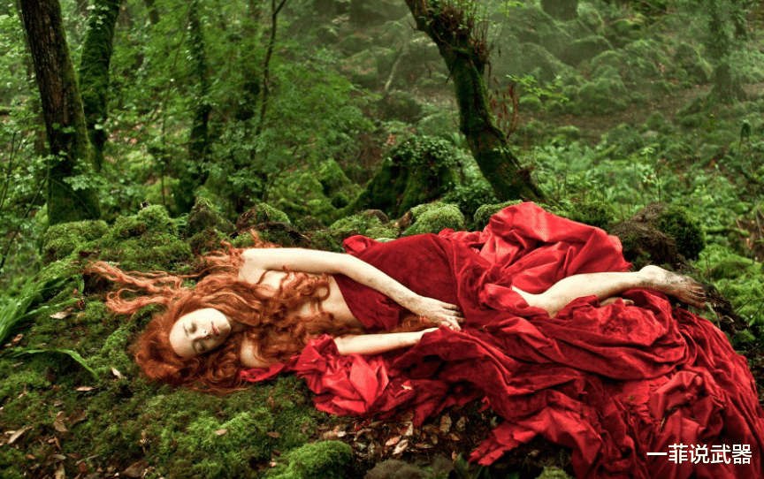 女孩|没有“鬼”的恐怖片，每一部都是经典，看到第三部就不敢看了