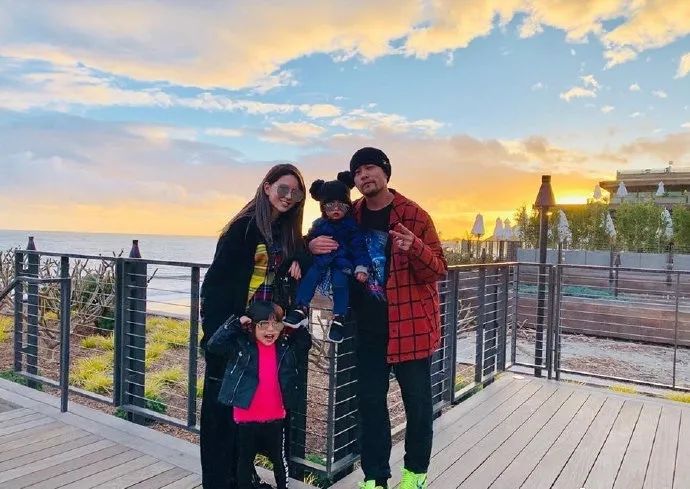 宁静|八卦连连问：周杰伦、蔡徐坤、林峰、井柏然、赵丽颖宁静、魏晨