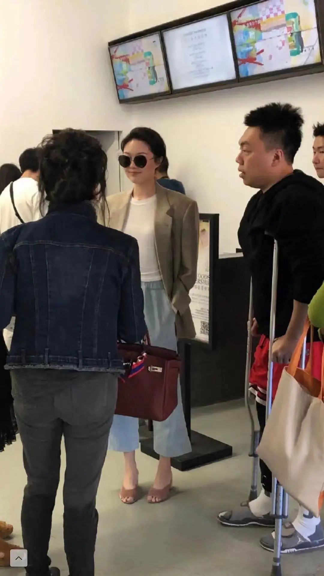 长津湖|她是如何做到让她的男人们都死心塌地的？