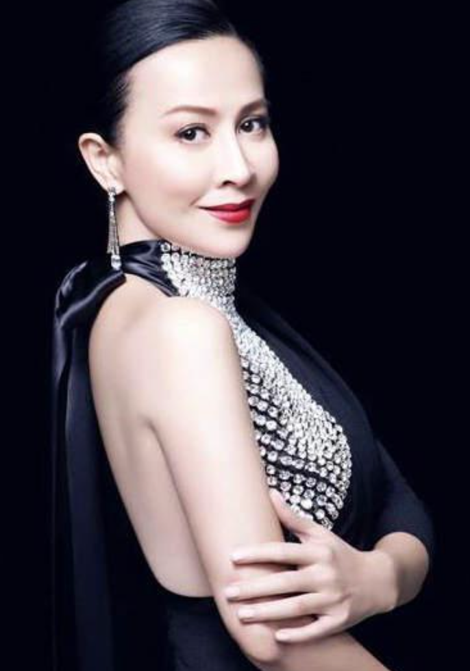 刘嘉玲|舒淇曾造访刘嘉玲的豪宅，用了刘嘉玲的厕所，结果刘嘉玲重新装修