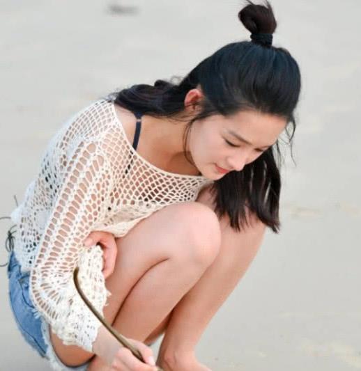 女主播|“胆最肥”的女明星？李沁公开素颜照, 难怪男星都会成铁粉