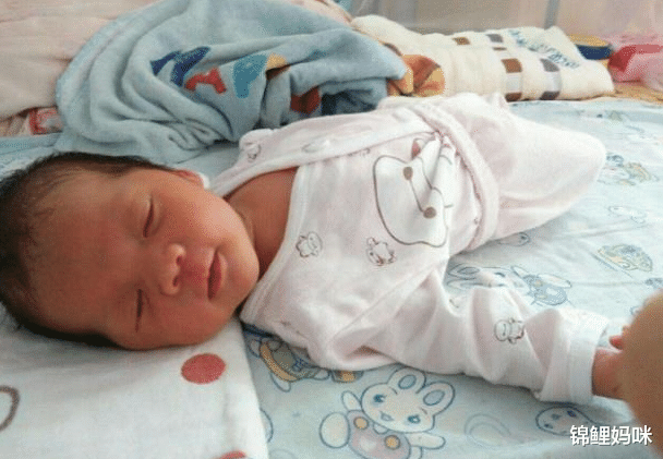 锦鲤妈咪|胎宝出生“倒计时”一个月，身体有哪些变化？看过觉得他好努力