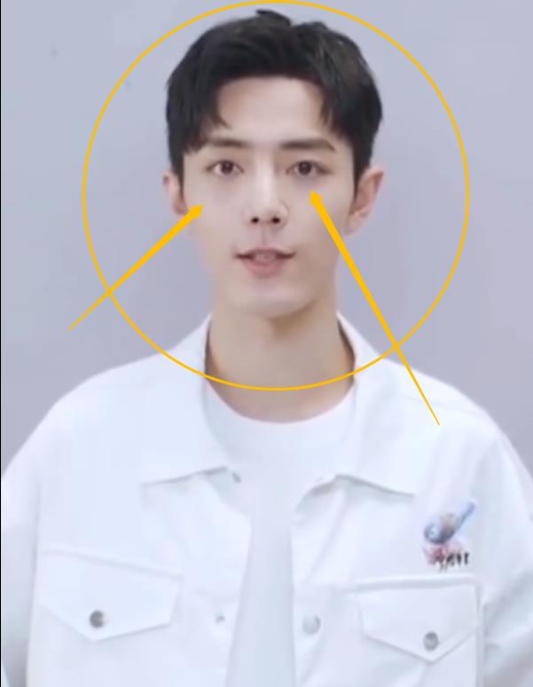 肖战|肖战正能量物料，无美颜下的脸更令人心动，却隐约长出小肚腩