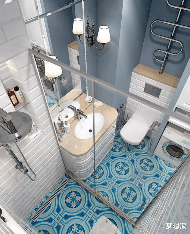 |50岁老两口的家，没想到这么高级！颜色的选择很恰当，真是学到了