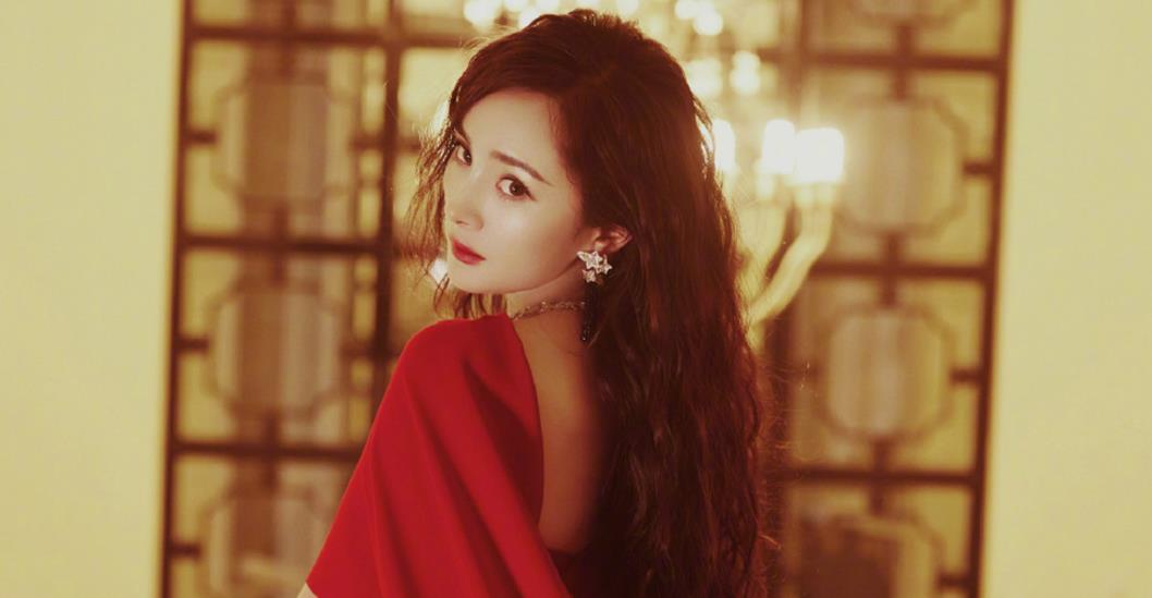 杨幂|凭借《宫》大火，自称人民艺术家的杨幂，为啥让人喜欢不起来？