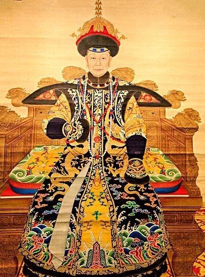 月月读唐诗|慈宁宫六位女主人，有人坎坷一生，有人权倾朝野，还有人无福消受