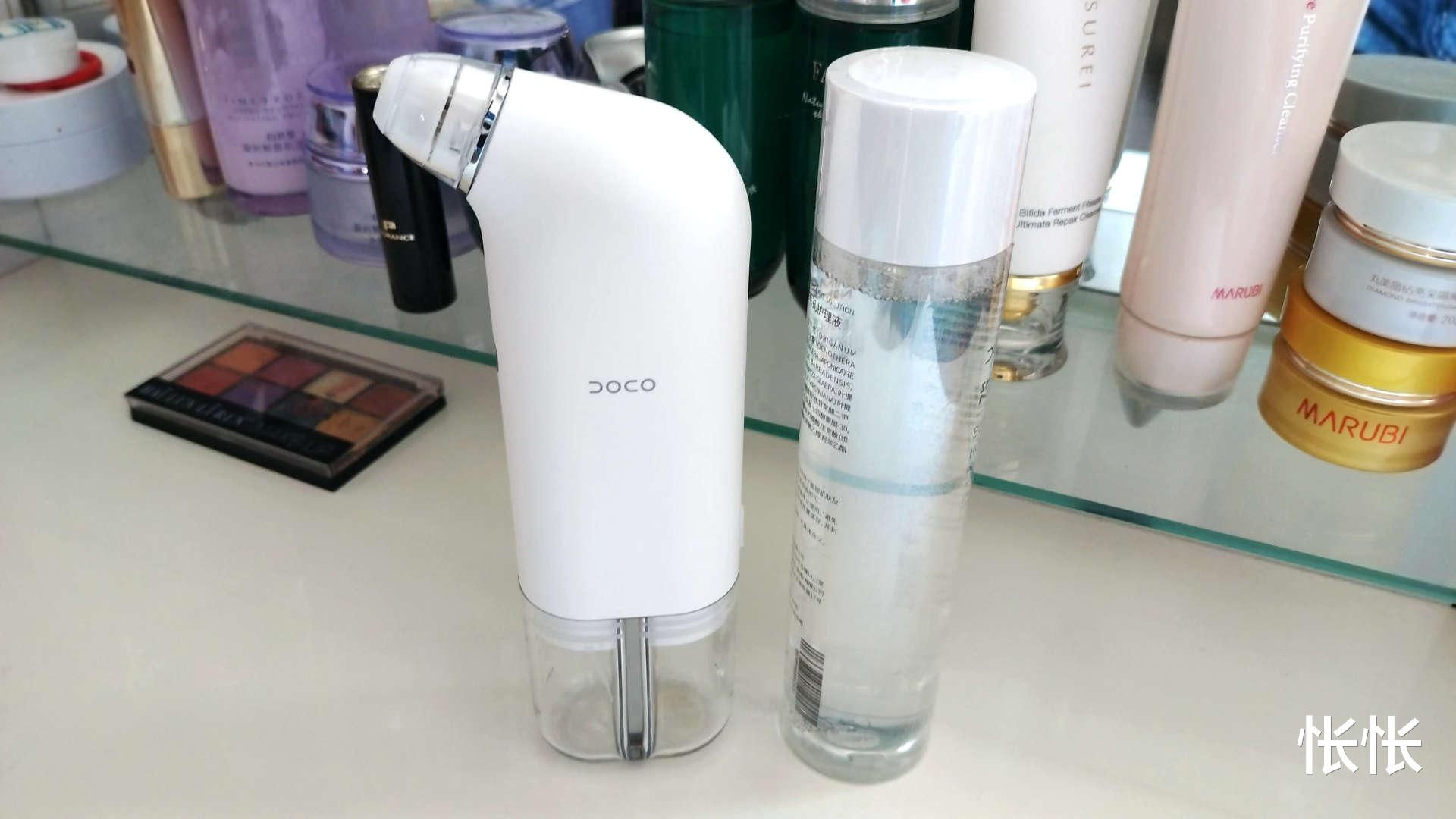 吸尘器|一泡一吸，给毛囊洗个温泉浴，DOCO超微小气泡毛孔吸尘器体验