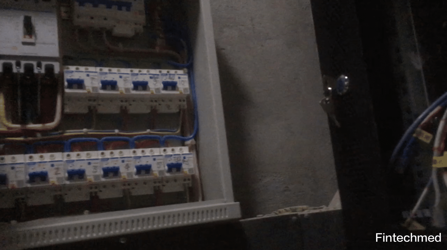 |配电房温湿度控制问题