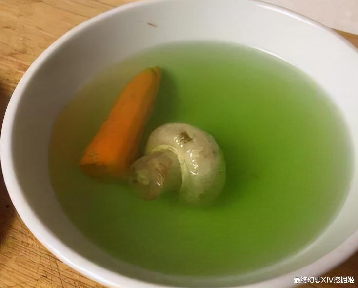 蜂蜜|游戏史上的至暗料理！泡泡糖和萝卜榨汁，玩家：充满死亡的味道！