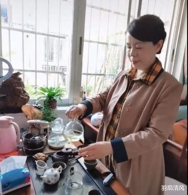 奇奇|许妈和姚威一家团聚：珍宝虽贵，华而不实；幸福虽平凡，却暖人心