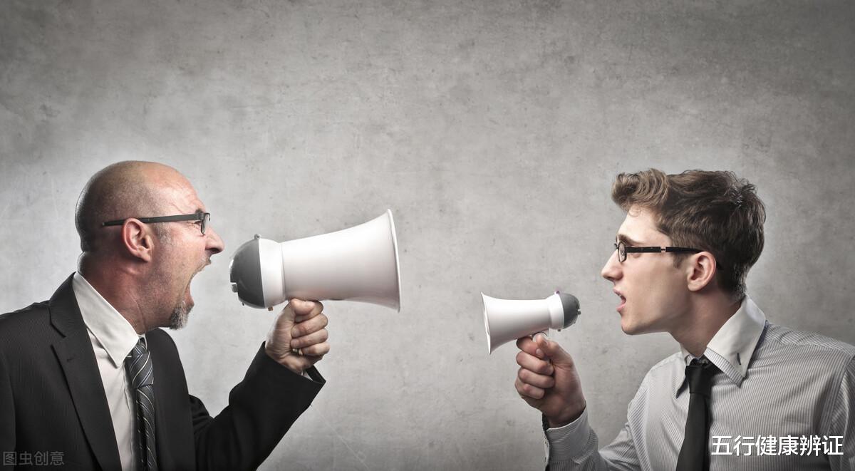 盗汗|老辈人说：湿重鞋跟偏，火大腰带短，阴虚枕头潮，阳虚床不暖！