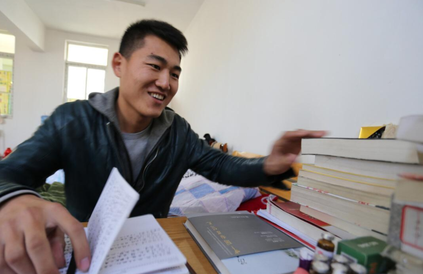 求职|2021乡镇公务员扩招，推出“三不限”报考条件，应往届生均有望获编
