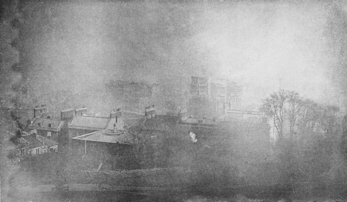 科学家 真实，幻像？阿拉斯加UFO被拍到，大如岛，像天空之船，掠海航行