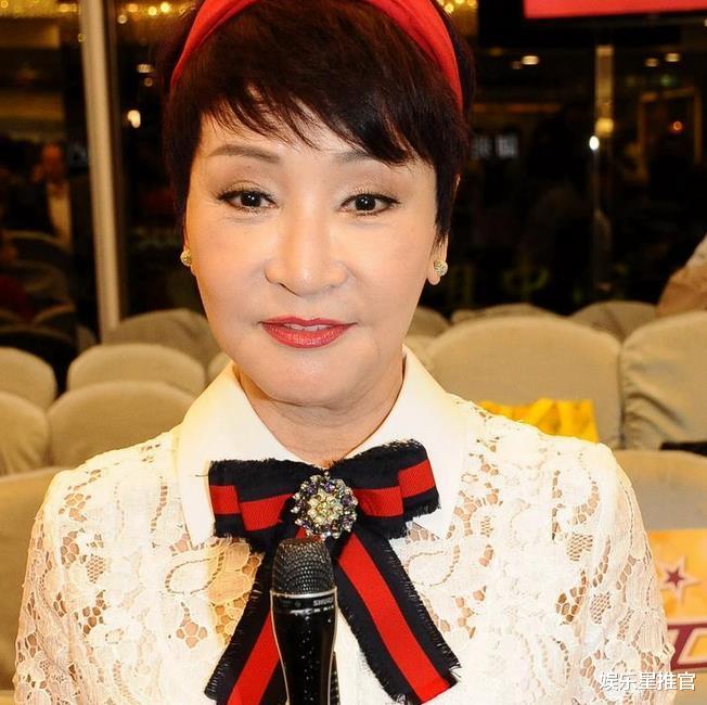 伊能静|谢霆锋母亲67岁大寿，王菲受排挤一招亮相，终获谢贤认可