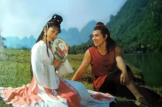 许亚军|李连杰的“负心”与“痴情”，不婚不恋的大女儿，让他自食恶果