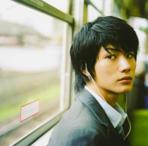 学校2017|又一韩国女星自杀去世！年仅26岁，生前最后一条动态曝光引唏嘘