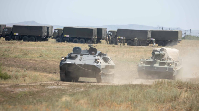 27國集體包圍俄羅斯，烏克蘭10萬大軍500輛坦克壓境，普京發核戰警告-圖4