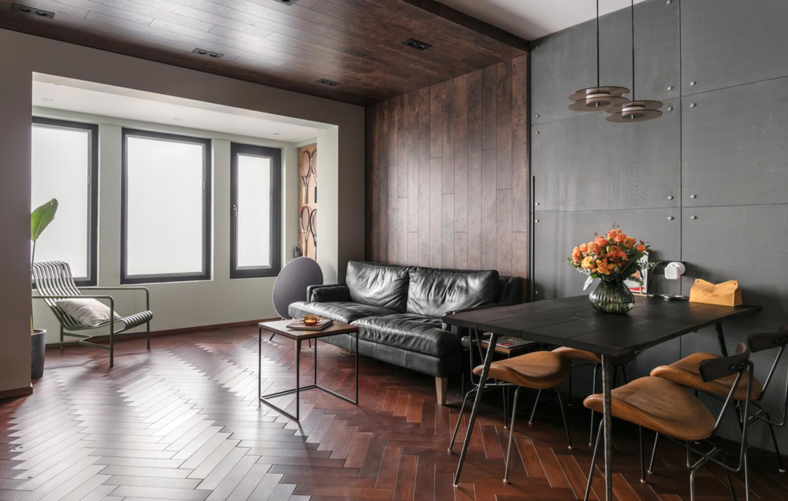 101㎡新房，他以逆向思维设计玄关，完工后，又酷又有格调