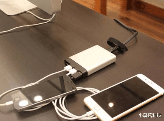 手机电池|手机充电方式错了，将损害手机电池寿命，难怪你“一日两充”！