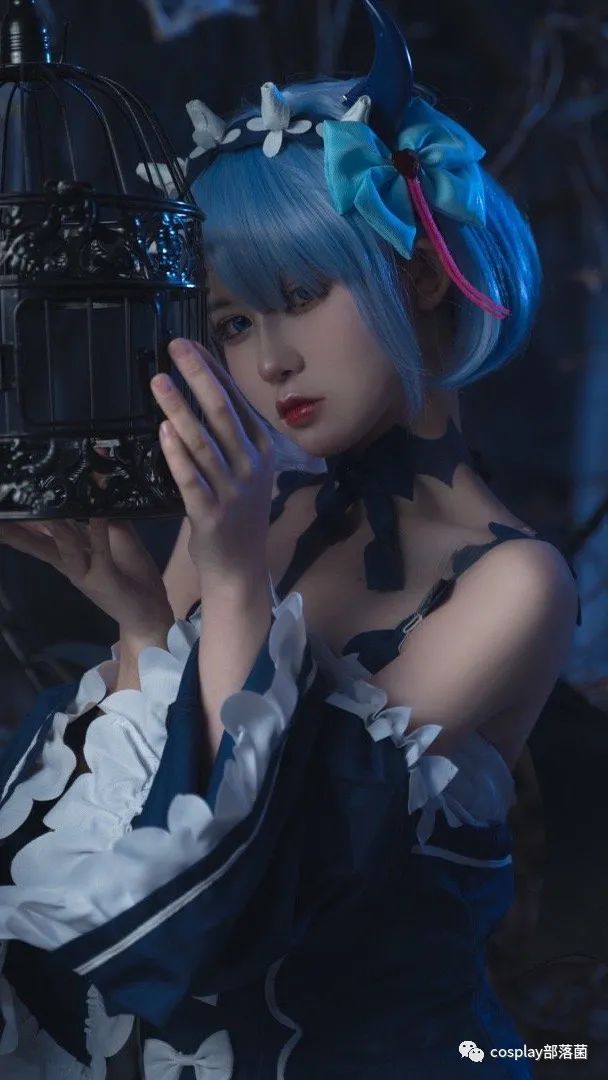 |cos：?小恶魔蕾姆cos正片