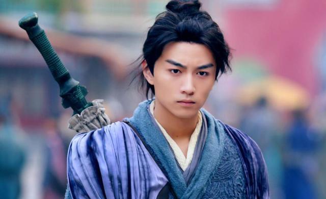 罗文|刘亦菲与《梦华录》演员合照曝光，神仙姐姐的古装才是永远的神