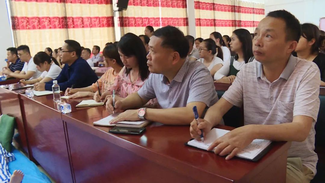 环江生活圈 护士节：为了更好地服务患者，环江护理技能培训“不掉线”