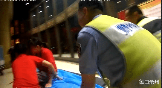 每日沧州 沧州两地交警为生命接力与时间“赛跑”，赢了！