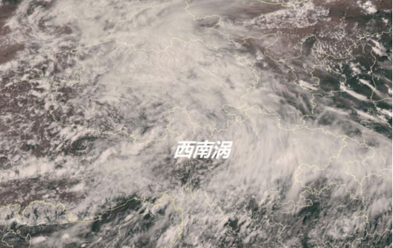 高原 青藏高原出现罕见龙卷风！一瞬间天昏地暗，犹如科幻片里的场景