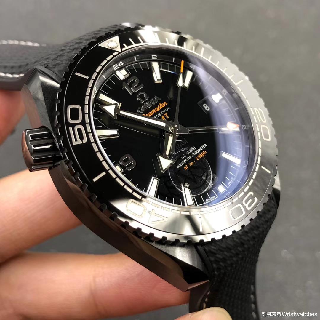 刻腕表者Wristwatches|VS厂欧米茄海马深海之黑和深海之王哪个更值得入手？
