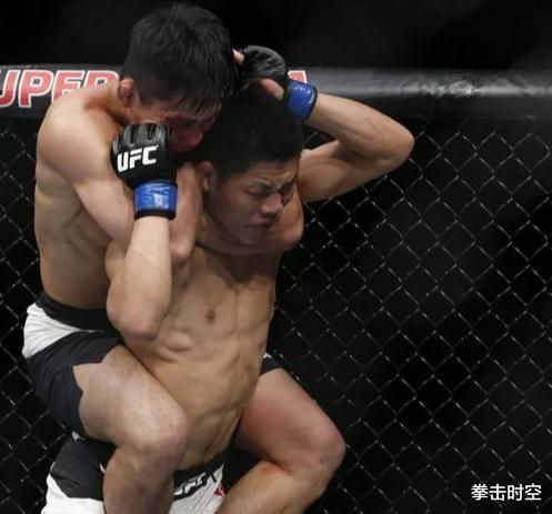 李景亮|李景亮遭正式警告！专家：限你三个月，要么进入世界前十要么退役