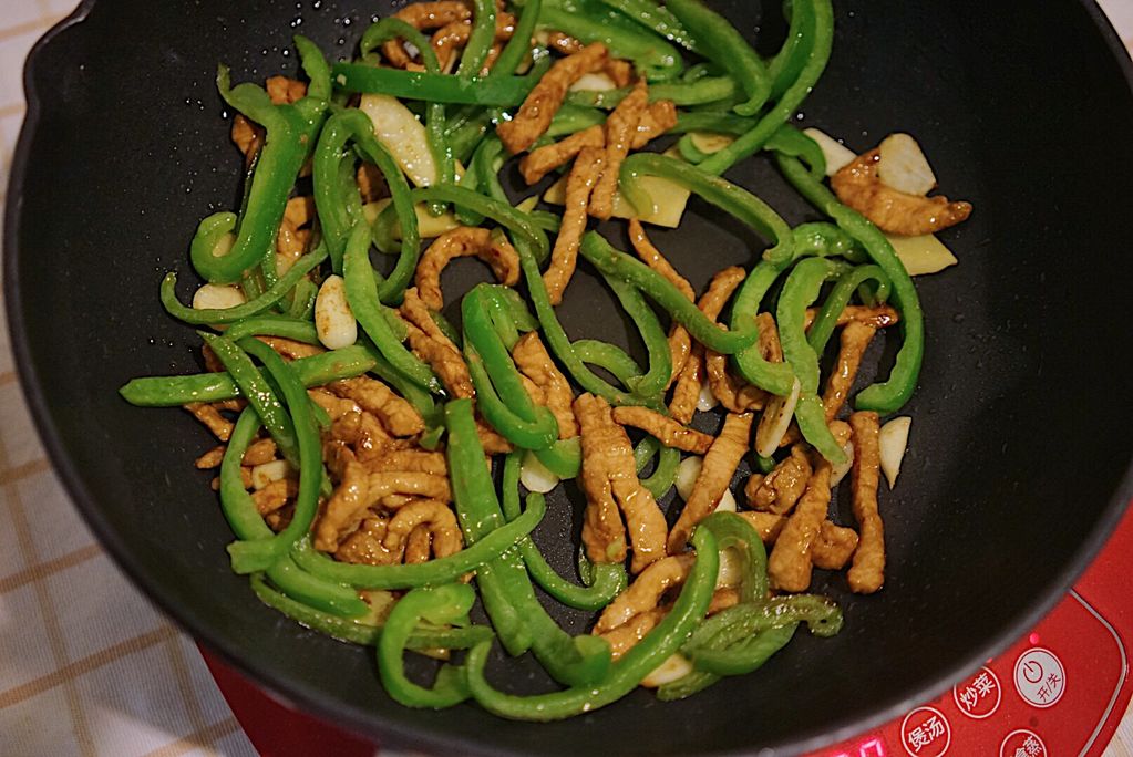 它是血管的“保护神”，富含维生素，建议中老年人要多吃