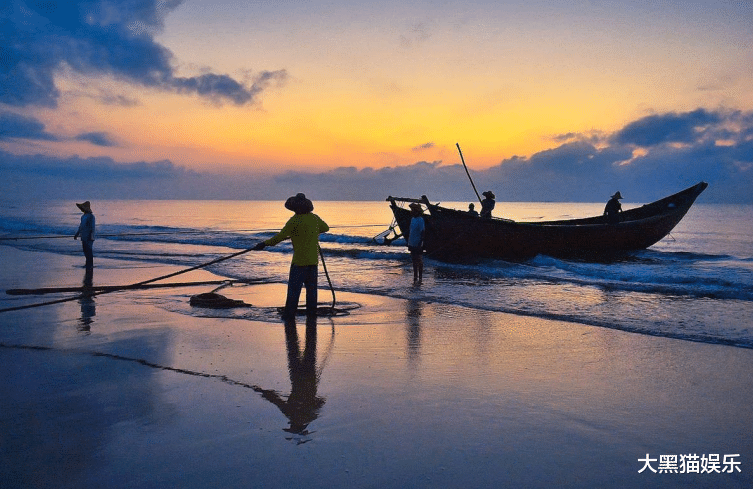 gai|林凤娇：忍受丈夫外遇，外头有私生子女也不恼，稳坐家族掌门人