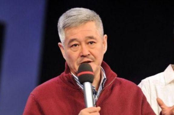 赵本山|安守书是何人？跳级接替赵本山，为什么不让明星徒弟接任？